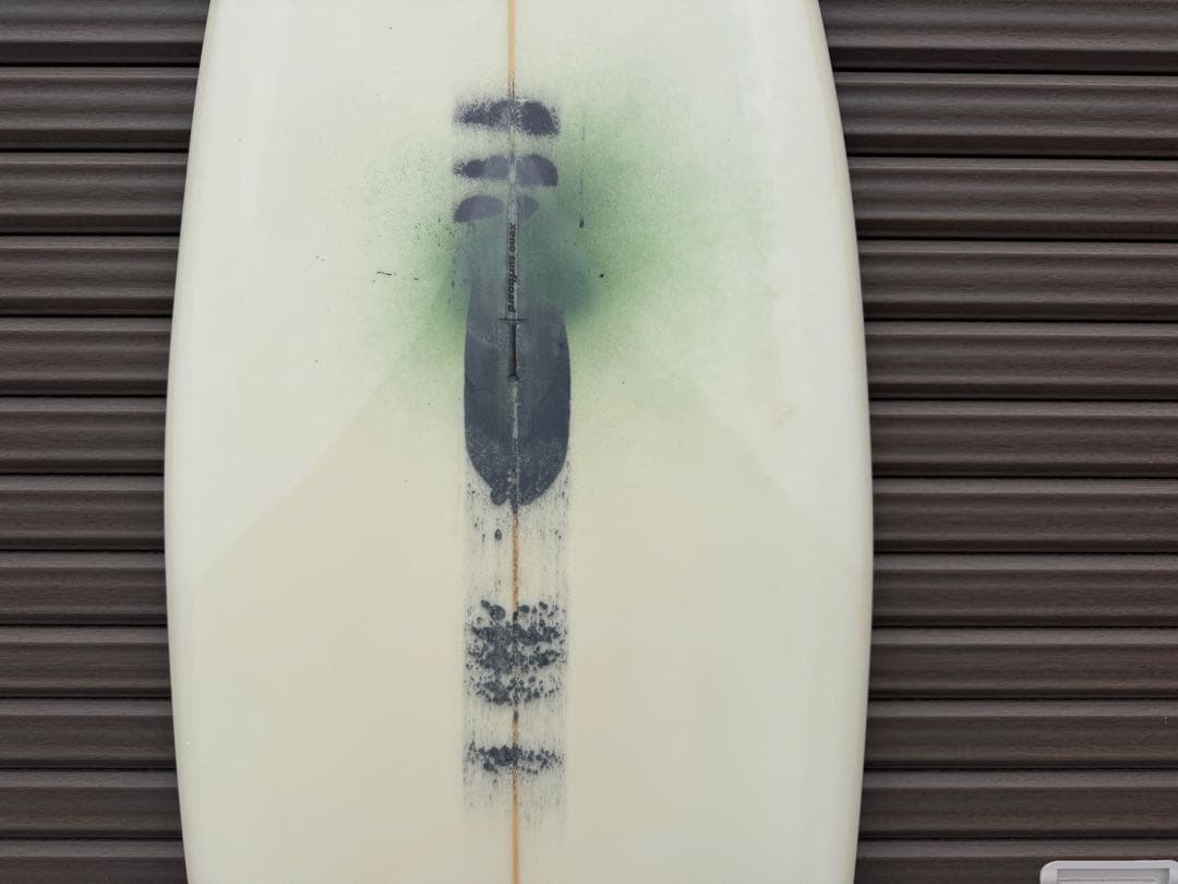 xenosurfboard ツインフィッシュ