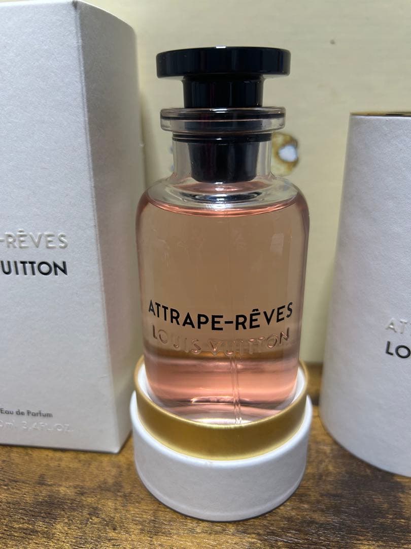 LOUIS VUITTON香水はにちゃん