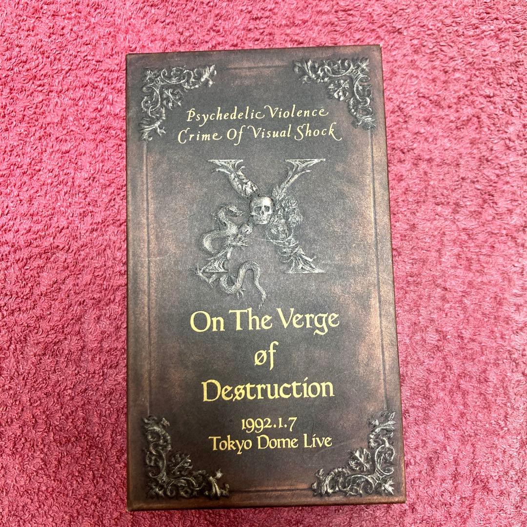 伝説の3days東京ドームライブのVHS版です。