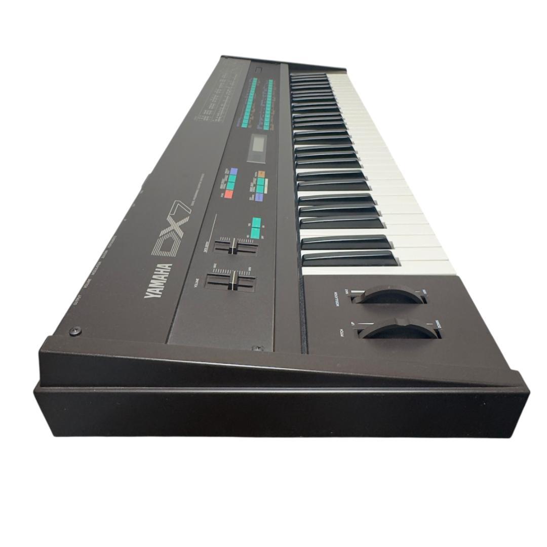 YAMAHA ヤマハ DX7 シンセサイザー