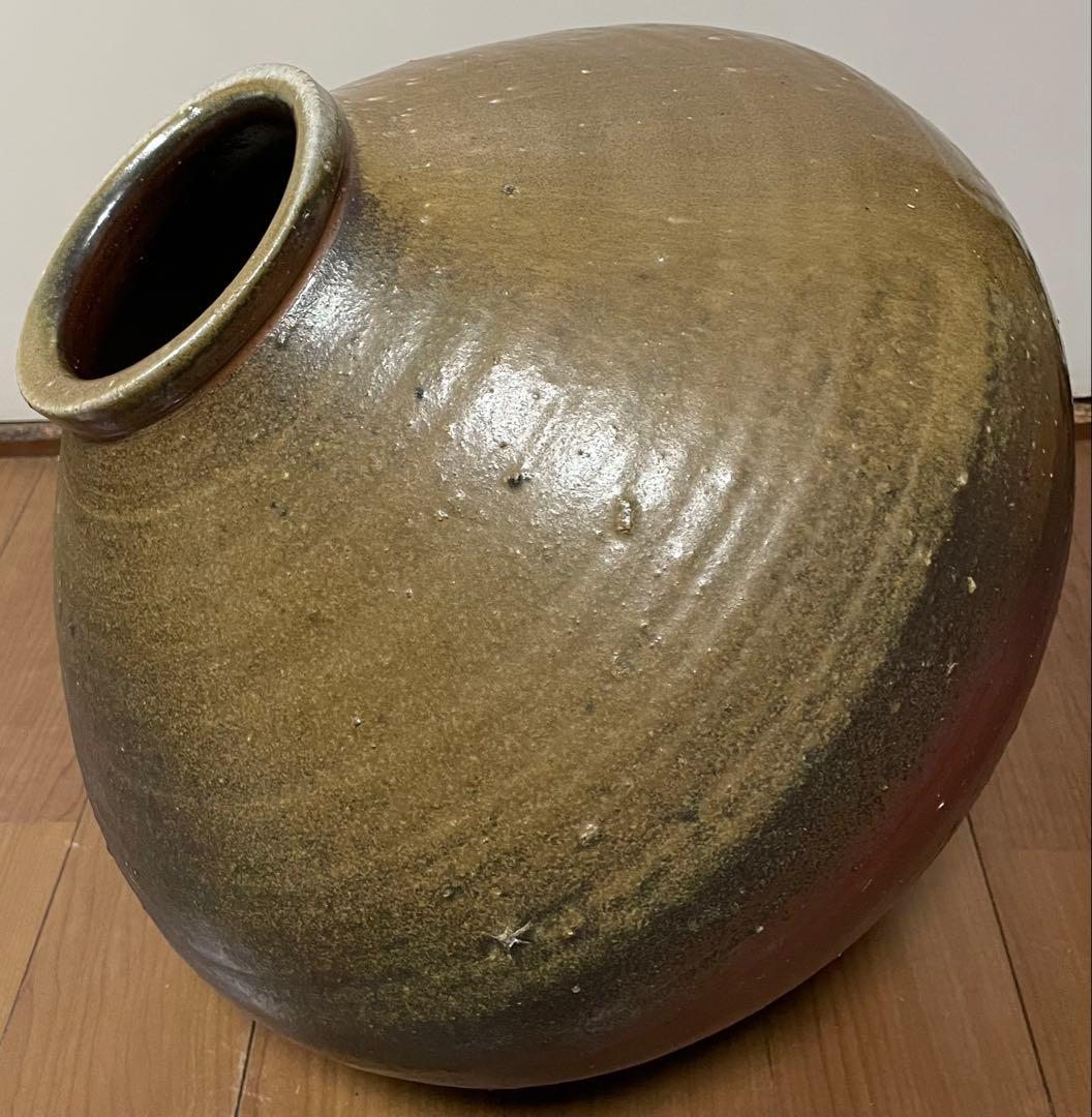 TK　県指定重要無形文化財　山本雄一　備前花瓶　胡麻垂れ　四方桟共箱　栞