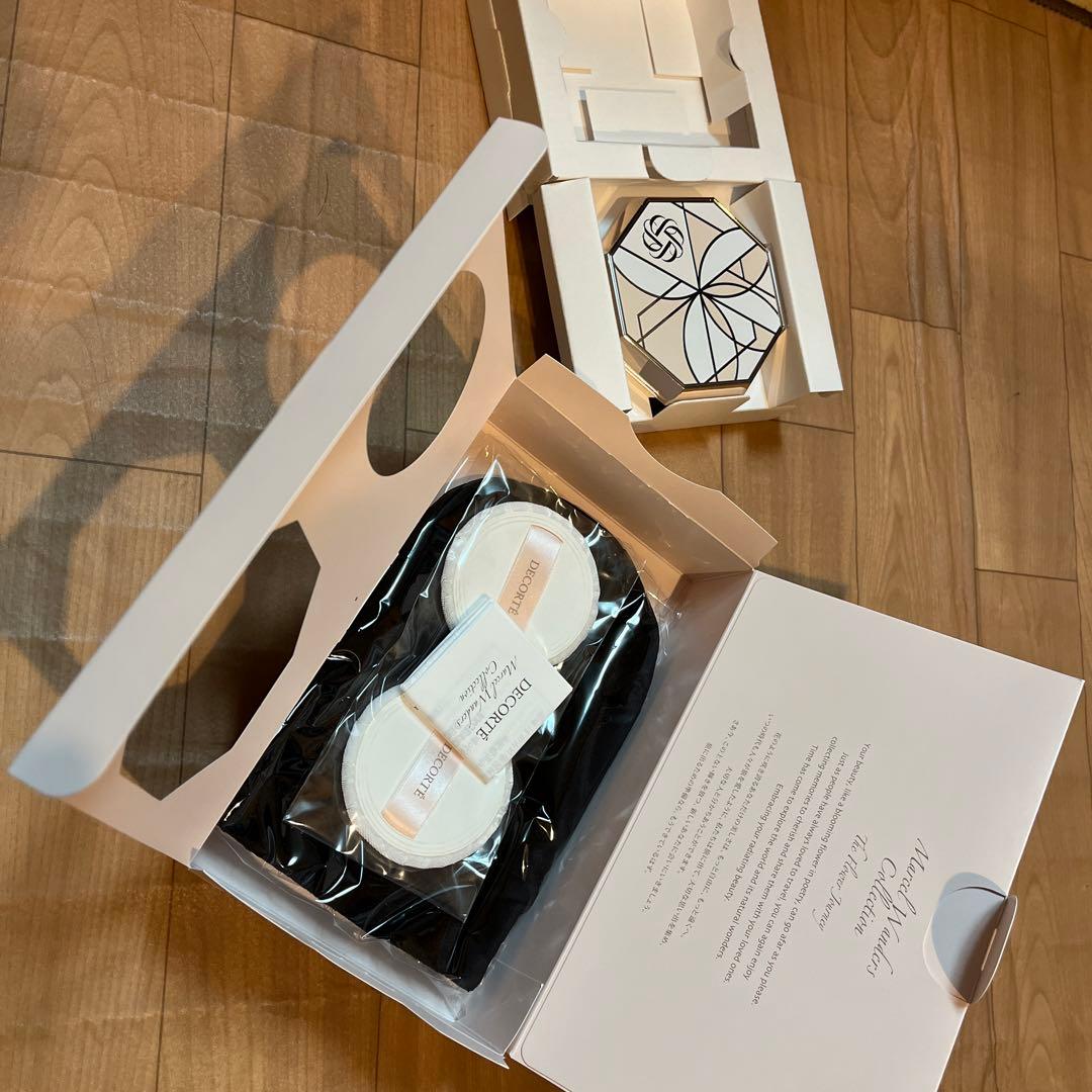 コスメデコルテ マルセルワンダースコレクションⅪ  パフ・ケース・ポーチなど