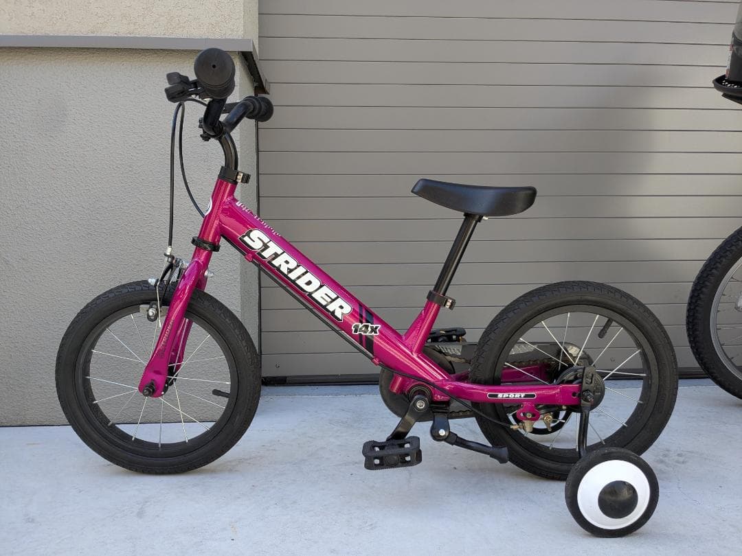 [補助輪付き] STRIDER 14x ピンク スポーツバイク [送料込み]