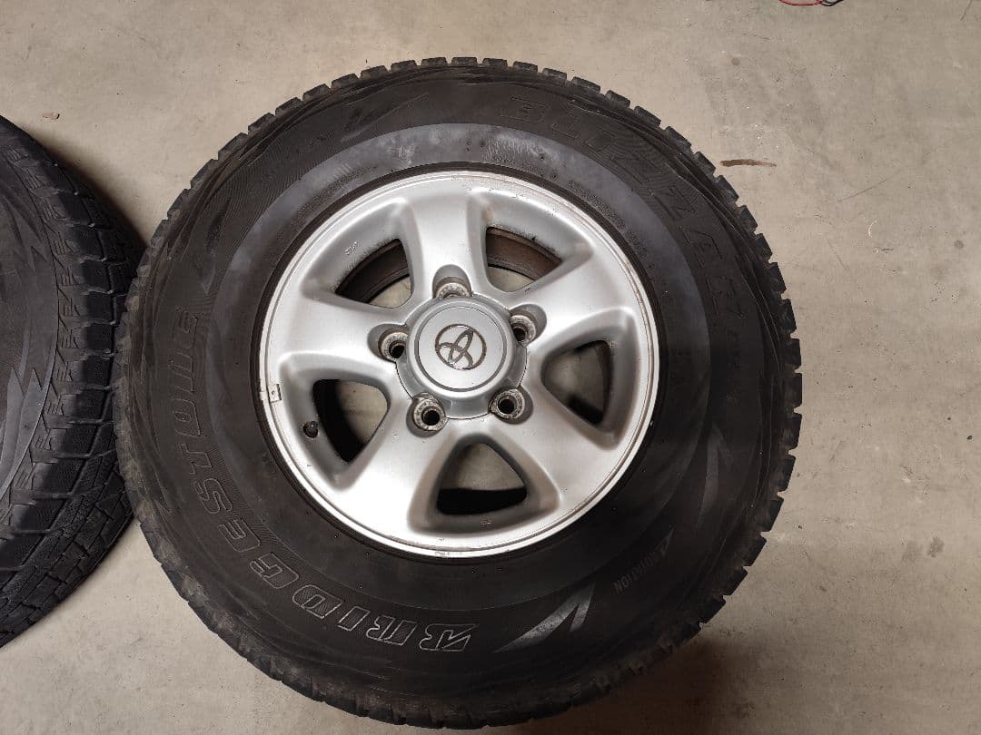 ランクル 100 純正ホイール スタッドレス セット 16インチ