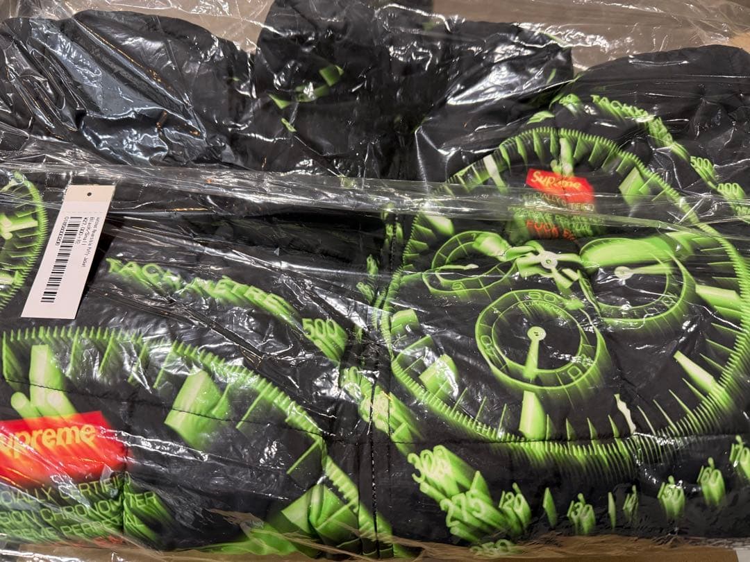 ジャケット・アウター Supreme watches reversible puffy jacket