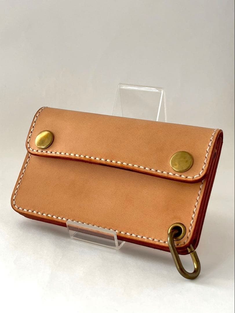 ミドルトラッカーウォレット｜三層タイプ｜本革（牛革）ヌメ革 × 手縫い×真鍮金具