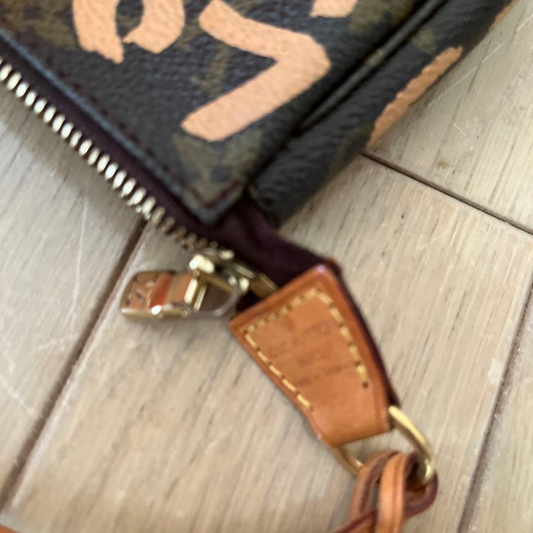 IMTSHルイヴィトン モノグラム グラフィティ アクセソワール