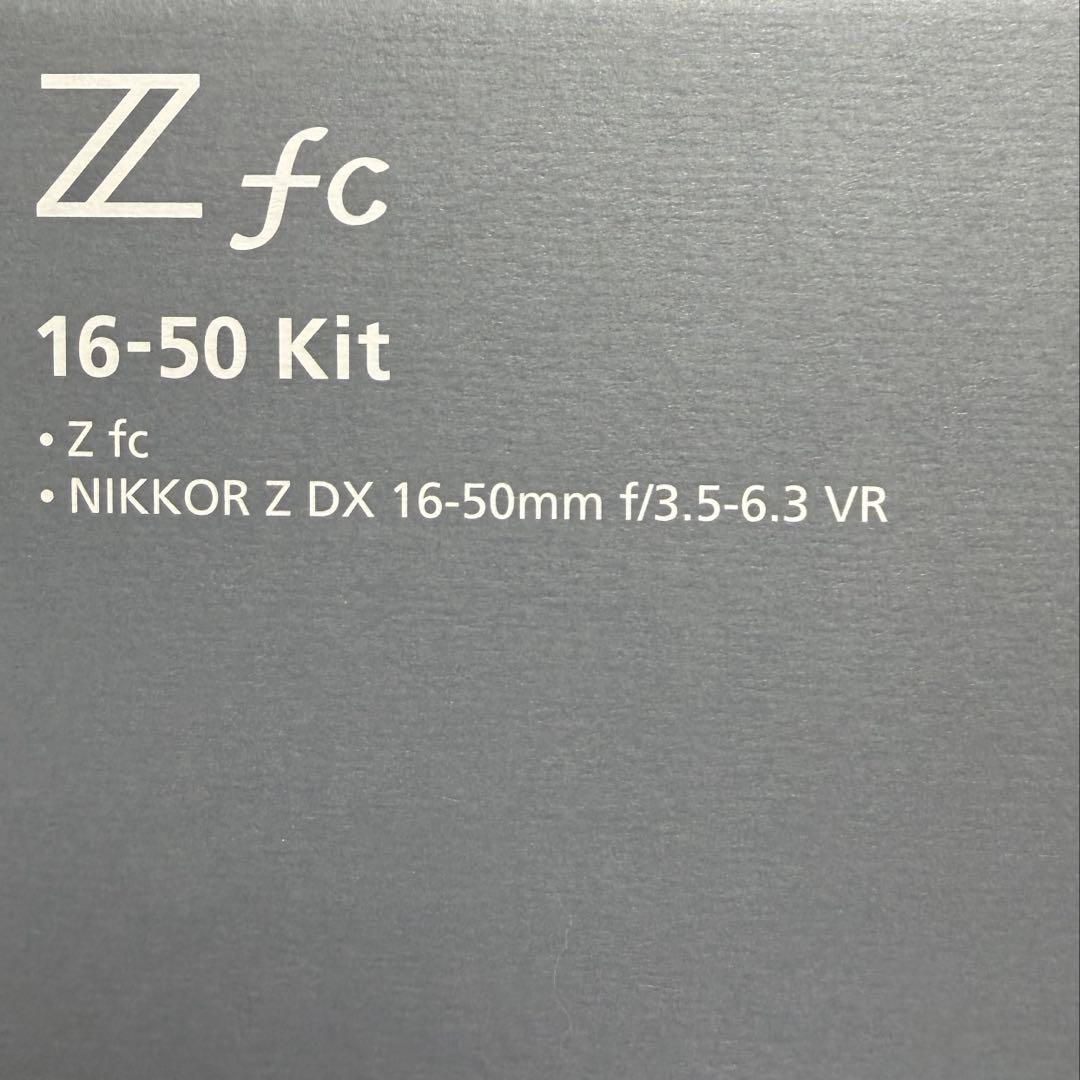 Nikon Z fc ミラーレスカメラ