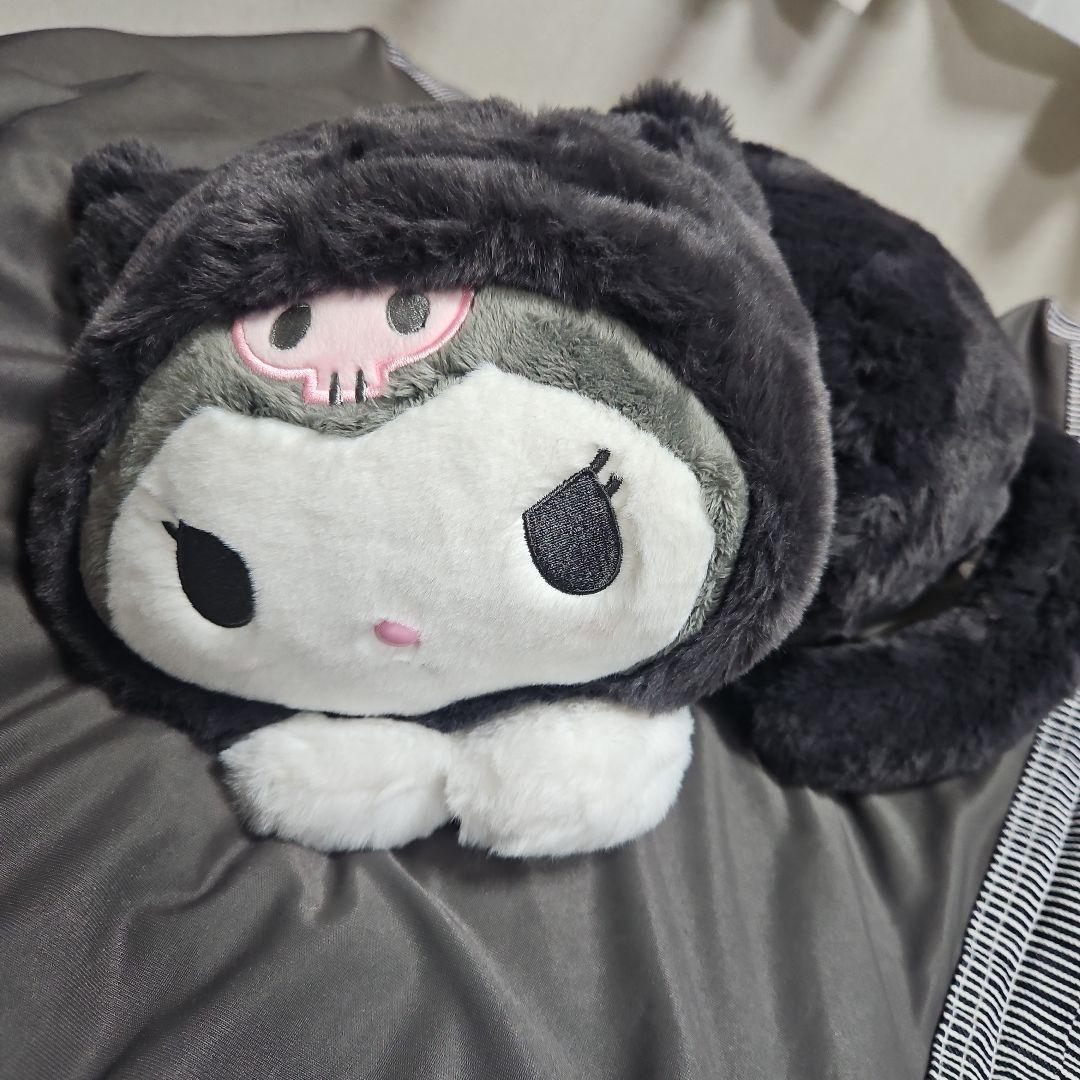 新品　サンリオ SANRIO クロミ 猫みたいなクッション いやしのにゃんこ