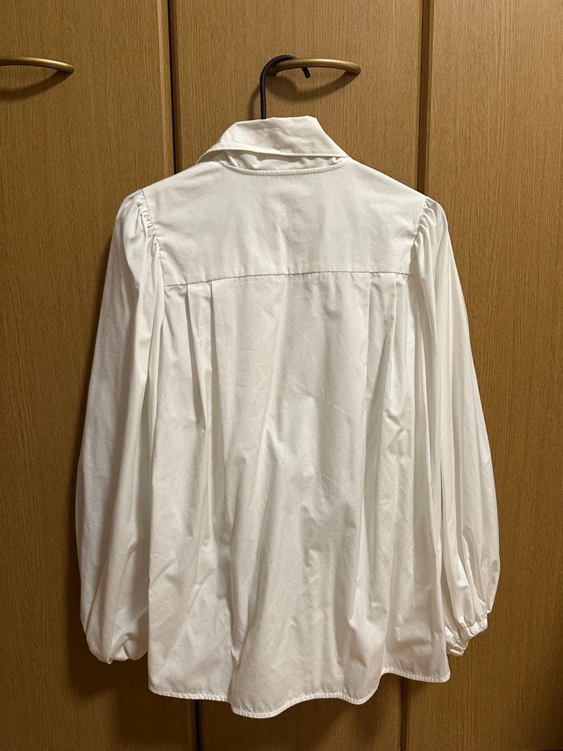 YUANAさん専用yori ビックリボンパフスリーブブラウス　36