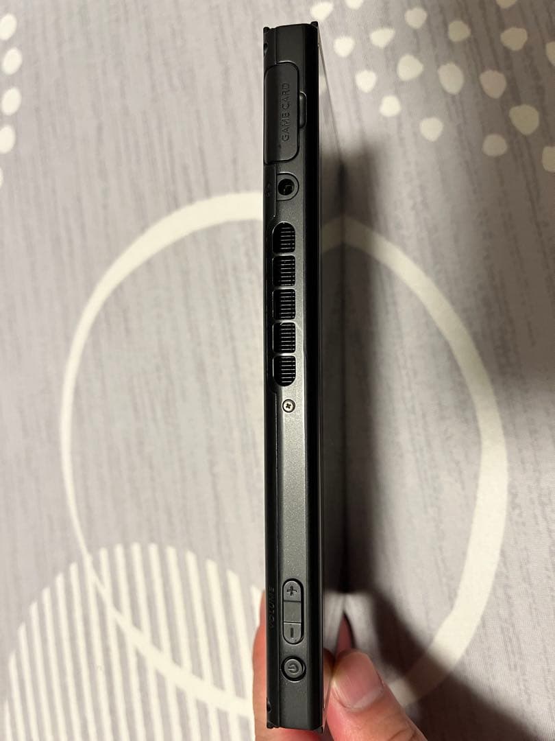 Nintendo Switch 本体　microSD付き！