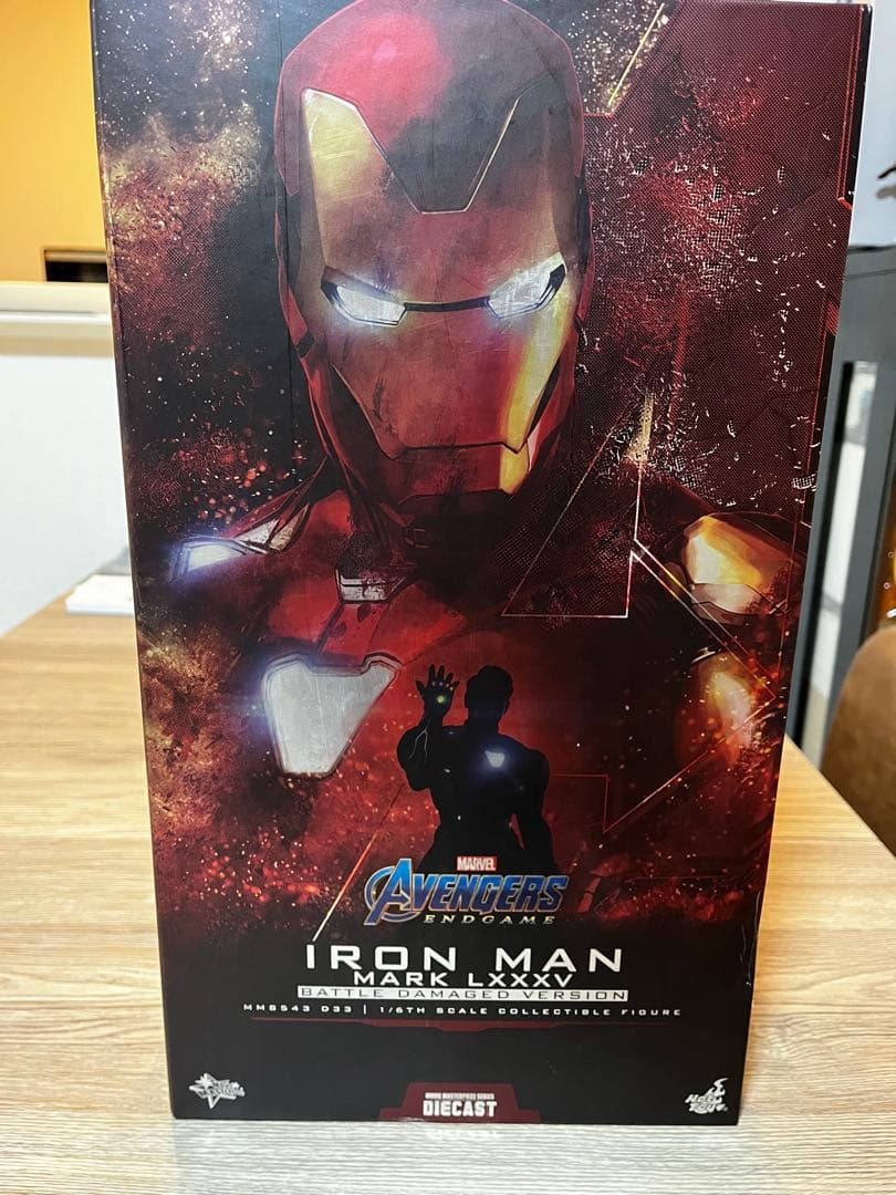 ホットトイズ アイアンマン MARK LXXXV バトルダメージ版