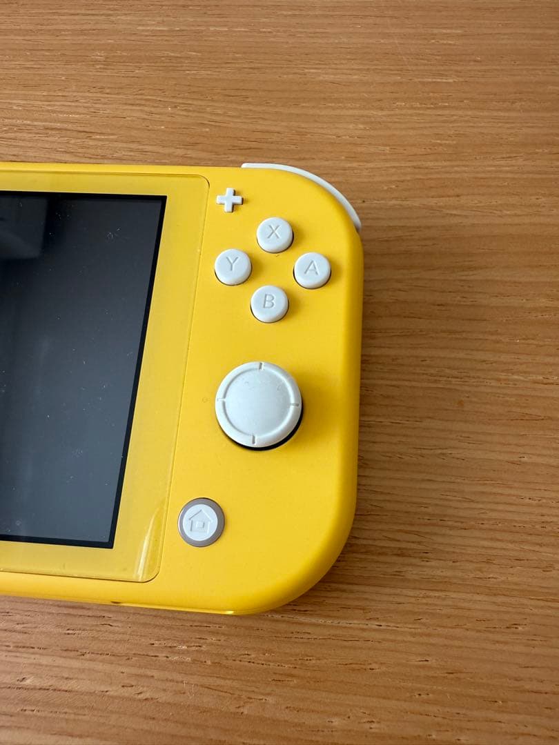 Switchライト本体 イエロー