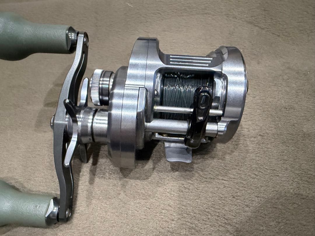 Shimano アンタレスDC バリアルハンドル