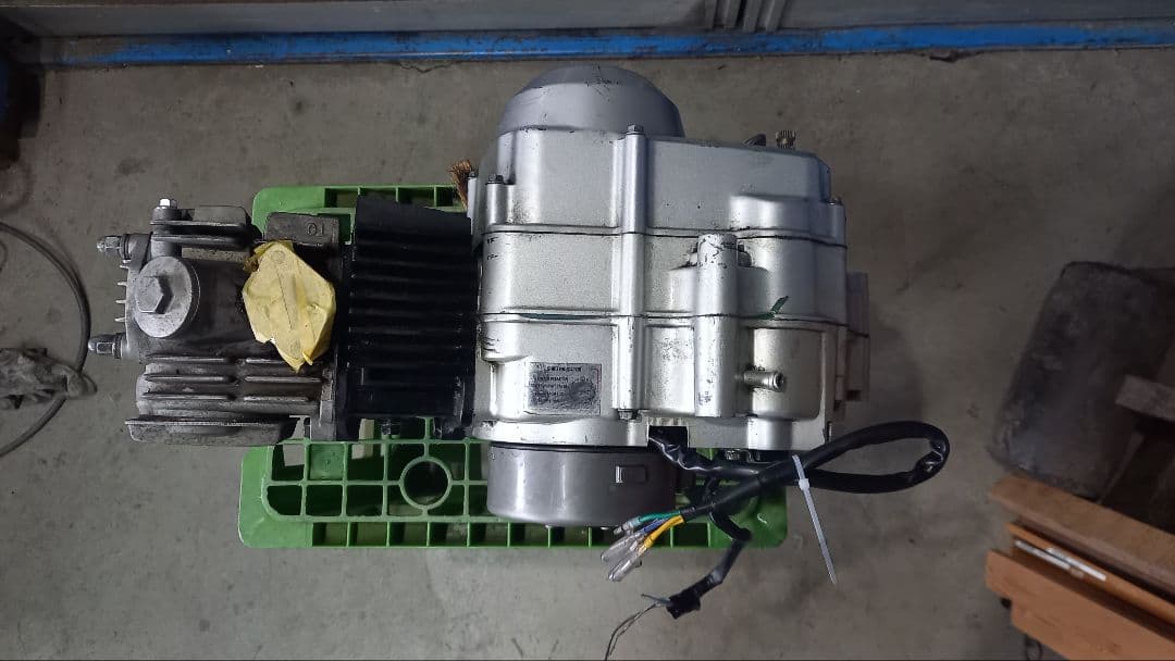 中華エンジン　実働　107㏄　　モンキー　シャリー　ダックス　カブ