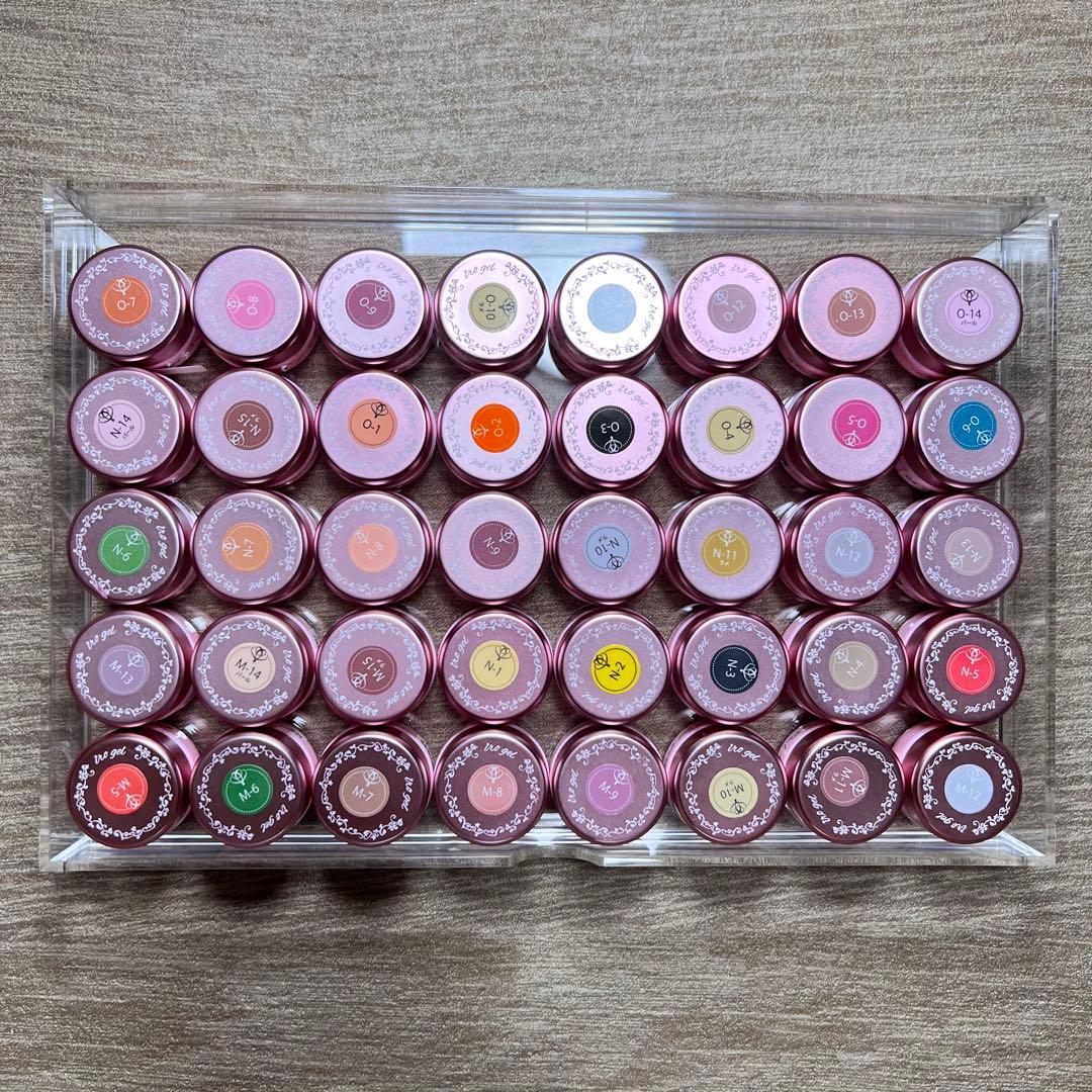 【最終値下げ】ネイルタウン ジェルネイル 225色まとめ売り