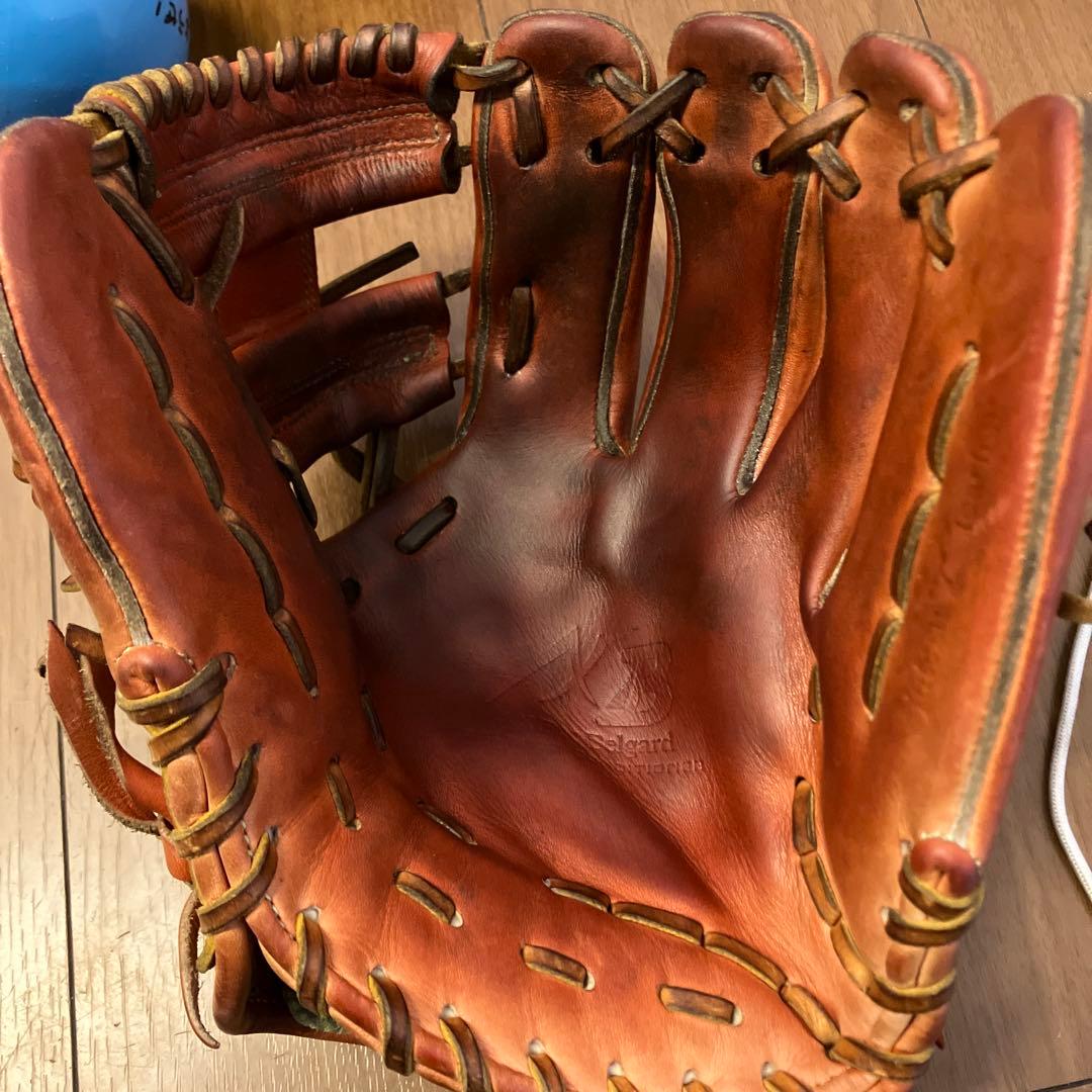 アクセフベルガード硬式内野グローブ