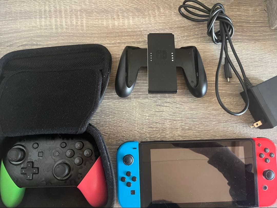 Nintendo Switch 本体 赤/青 コントローラー付き