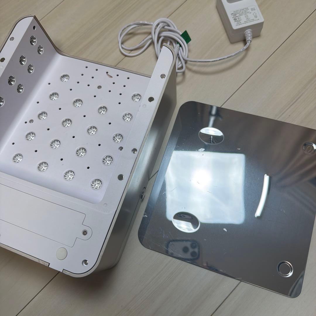 TOY’s INITY ネイル用 LEDライト UVライト 動作確認済み