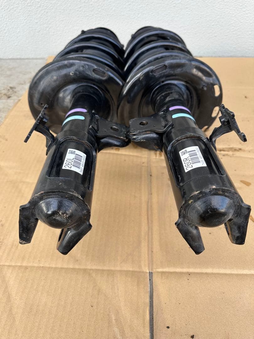 アルファード 30 純正サス