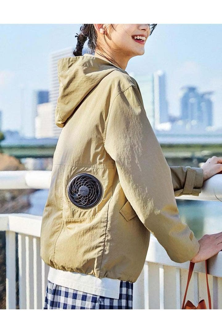 フェリシモ　ベージュ　空調服