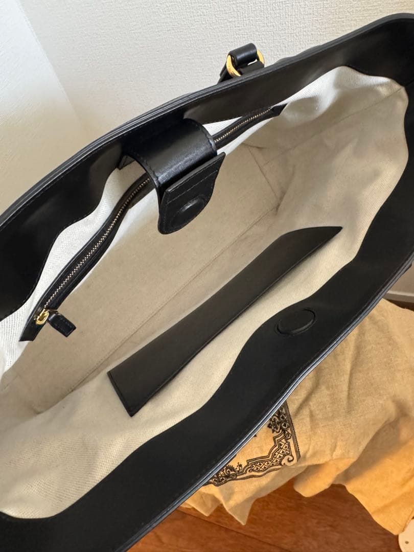 GUCCI グッチ OPHIDIA GGマトラッセ ミディアムトート レザー 黒