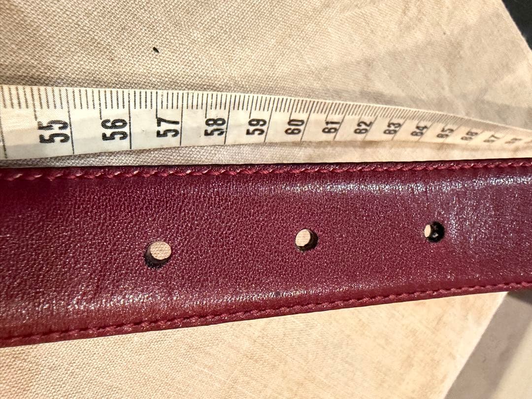 Cam。GUCCI レザー ベルト 黒 赤 ゴールドバックル