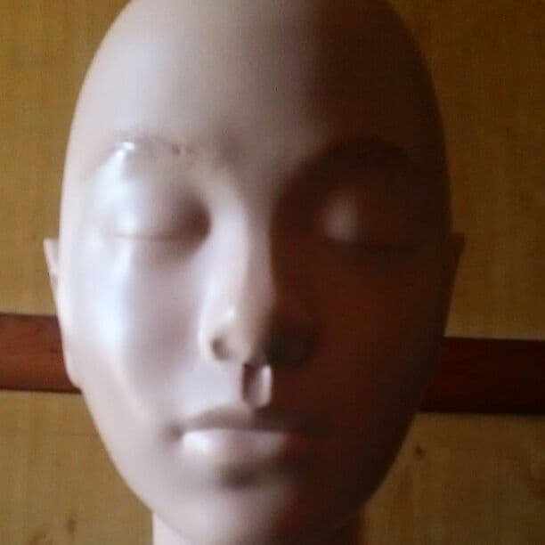 ビューラックスエステ専用ドール