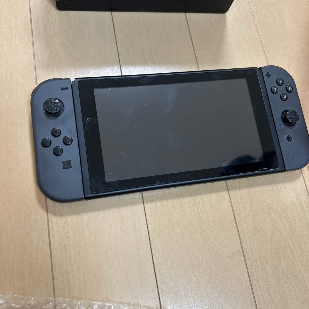 Nintendo Switch本体　付属品全てあり　動作確認済　状態良好