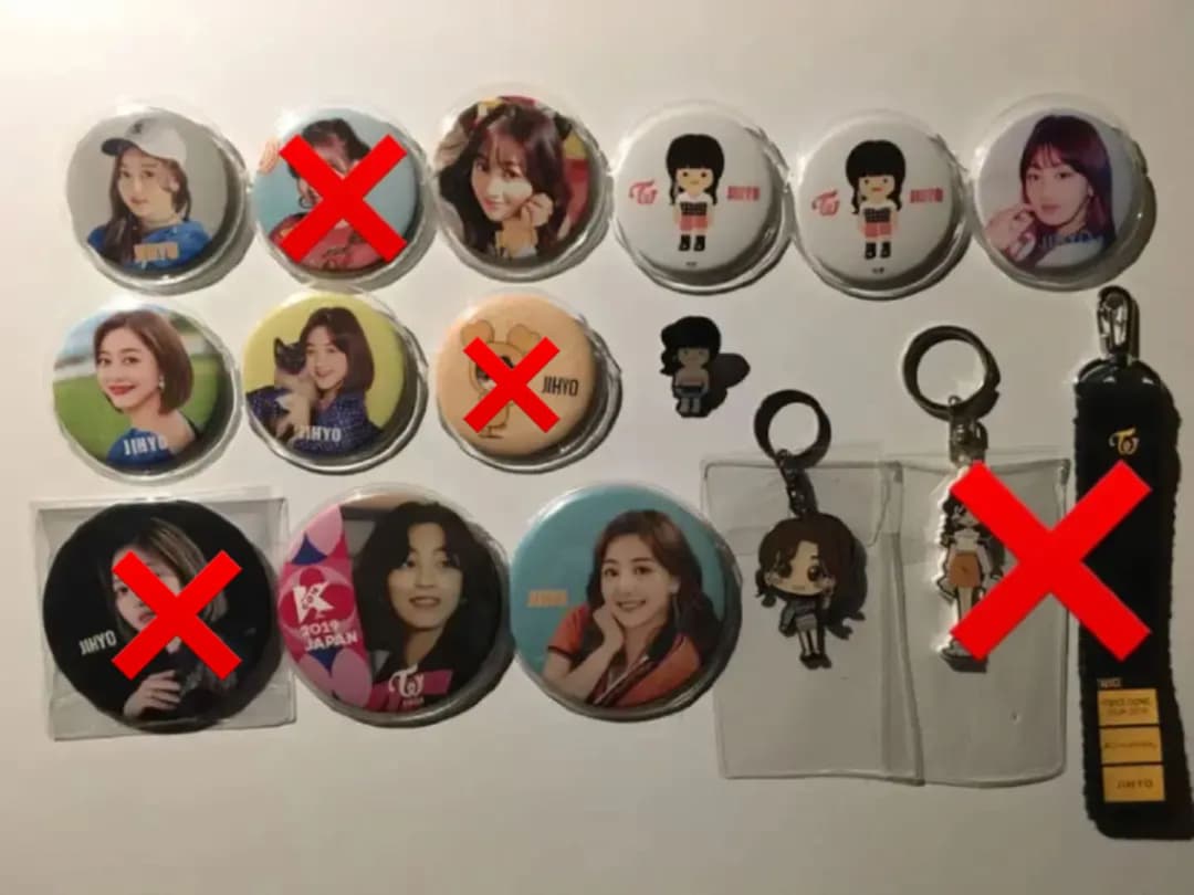 twice ジヒョ 缶バッチ キーホルダー ピンバッチ