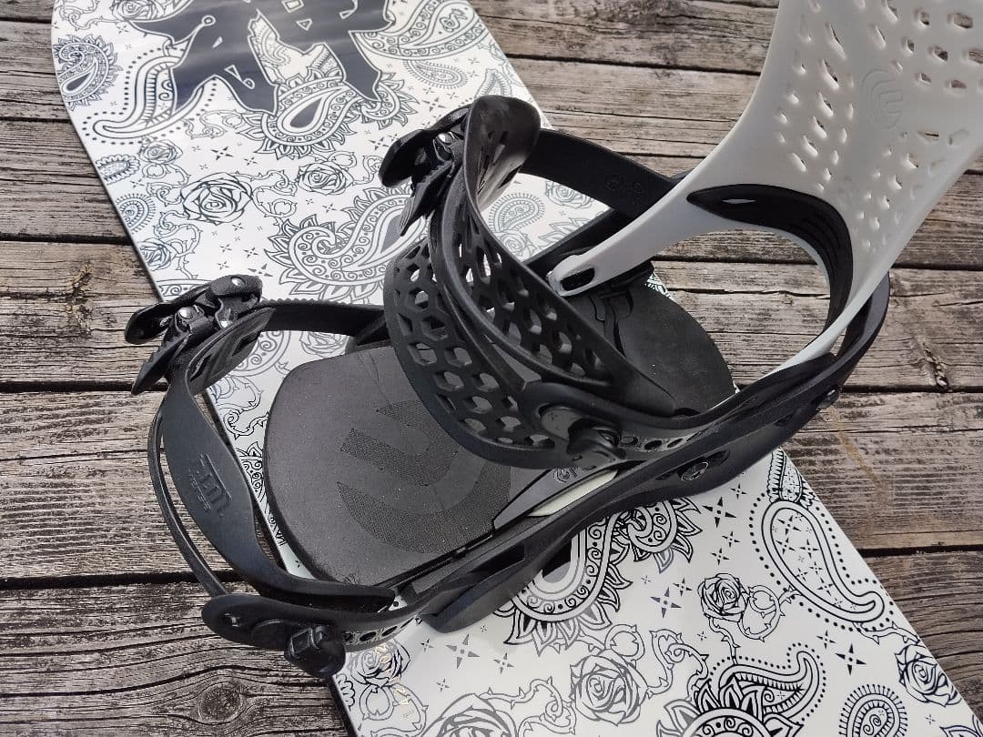 スノーボード 2点セット 極道神風蹴 空人 142cm FLUX PR