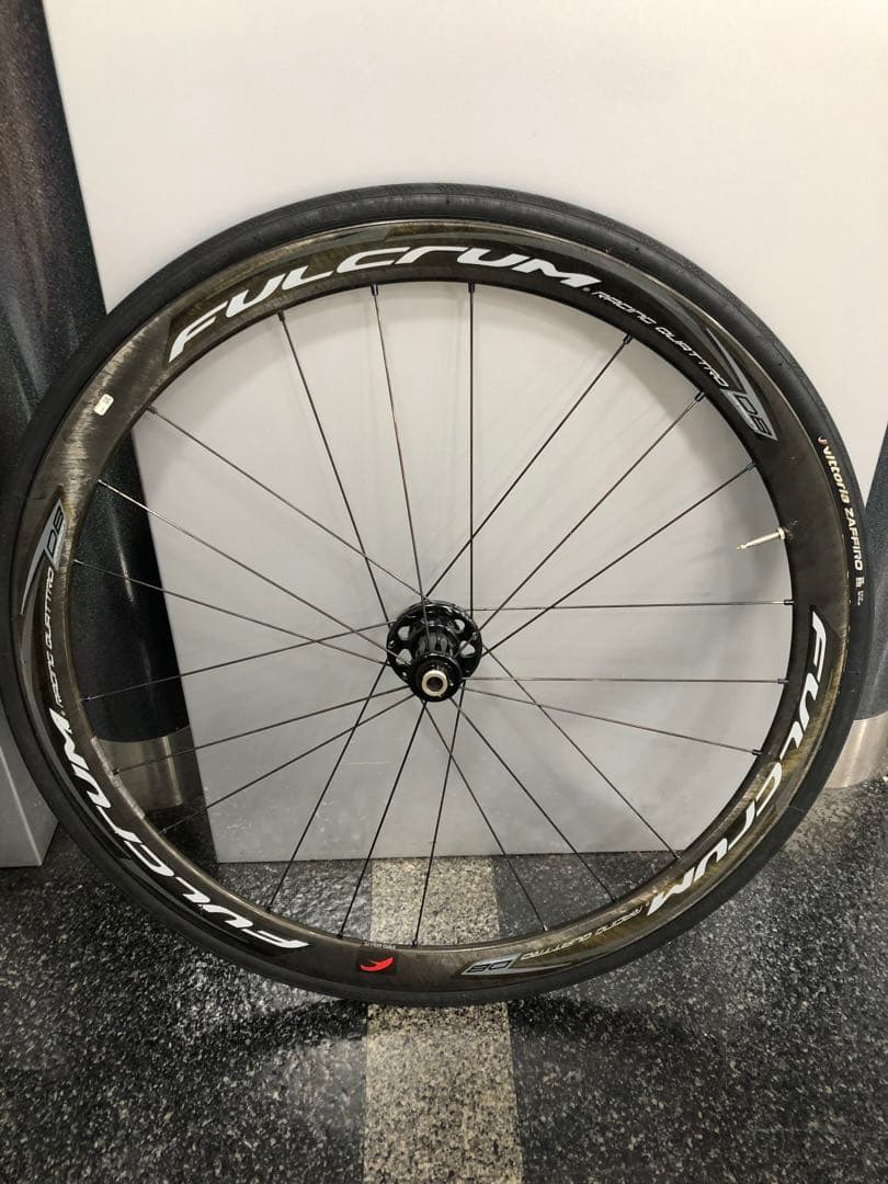 ゆんフルクラム　レーシング　クアトロ　ディスク　カーボンホイール