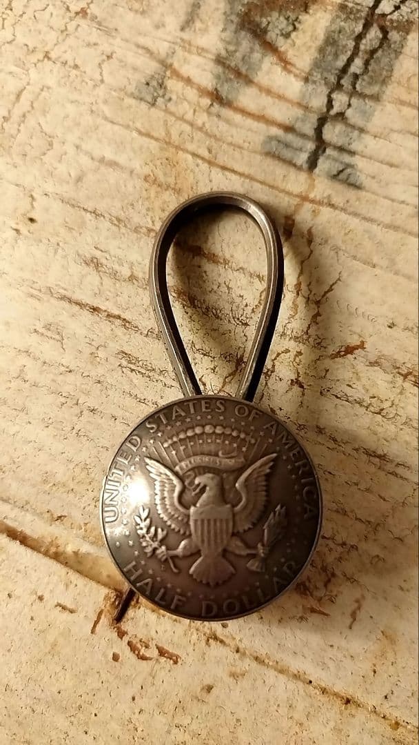 フェノメノン　ビヨンドディスクリプション　　コンチョ　キーホルダー