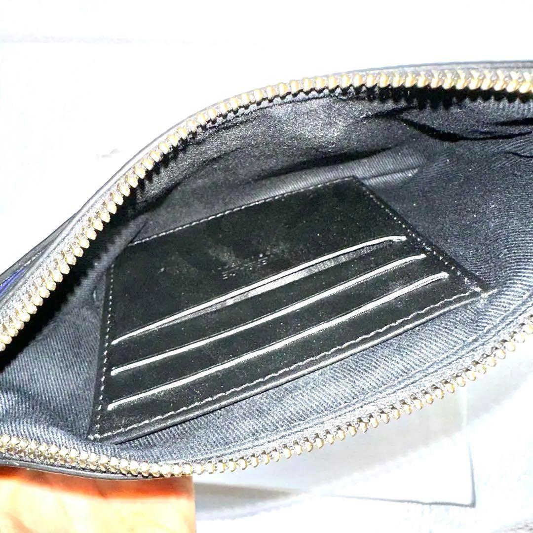 【美品】シグネチャー　レザーポーチ　グレカ　Versace　おしゃれ