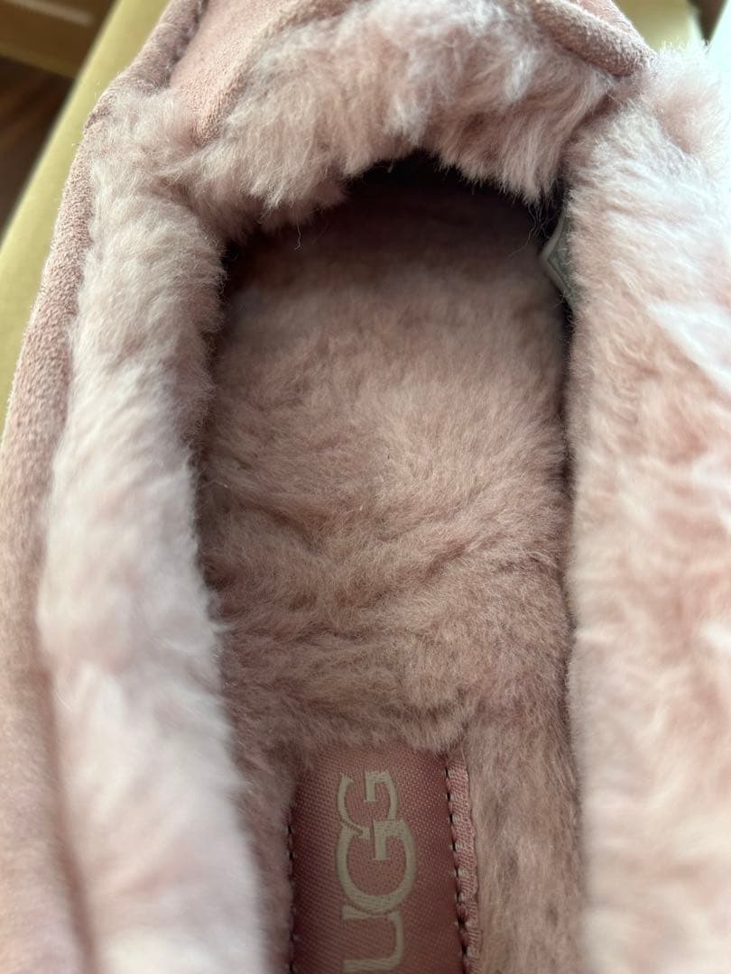 UGG モカシン　ラベンダーシャドー