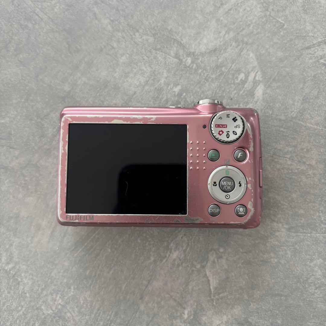 FUJIFILM FINEPIX F70EXR ピンク ※レンズカバー難あり