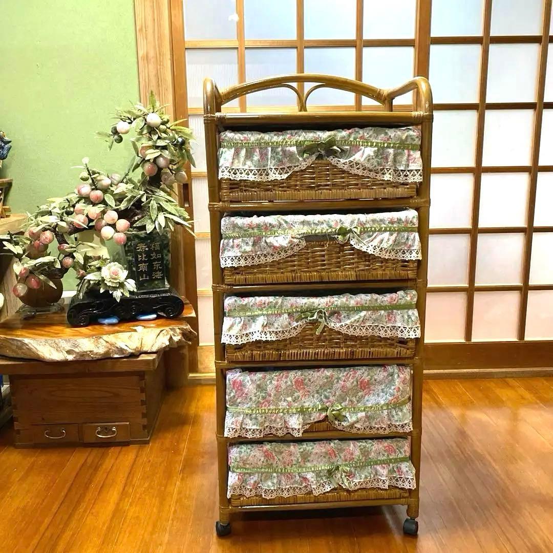 可愛いラタンチェスト5段籐家具レトロビンテージキャビネット収納キャスター付タンス