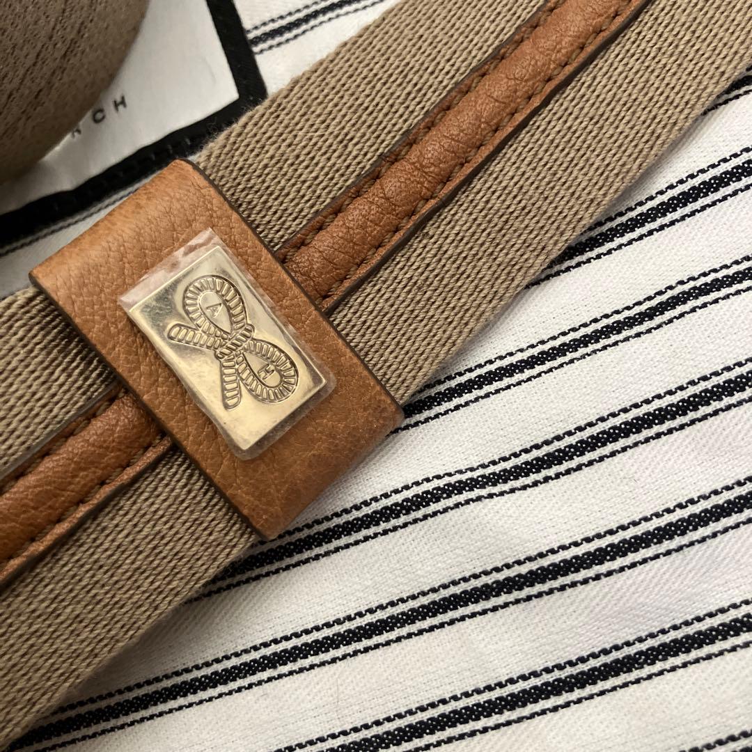 アニヤハインドマーチ　スタッズ使いレザーボストンバッグ　ショルダーベルトあり