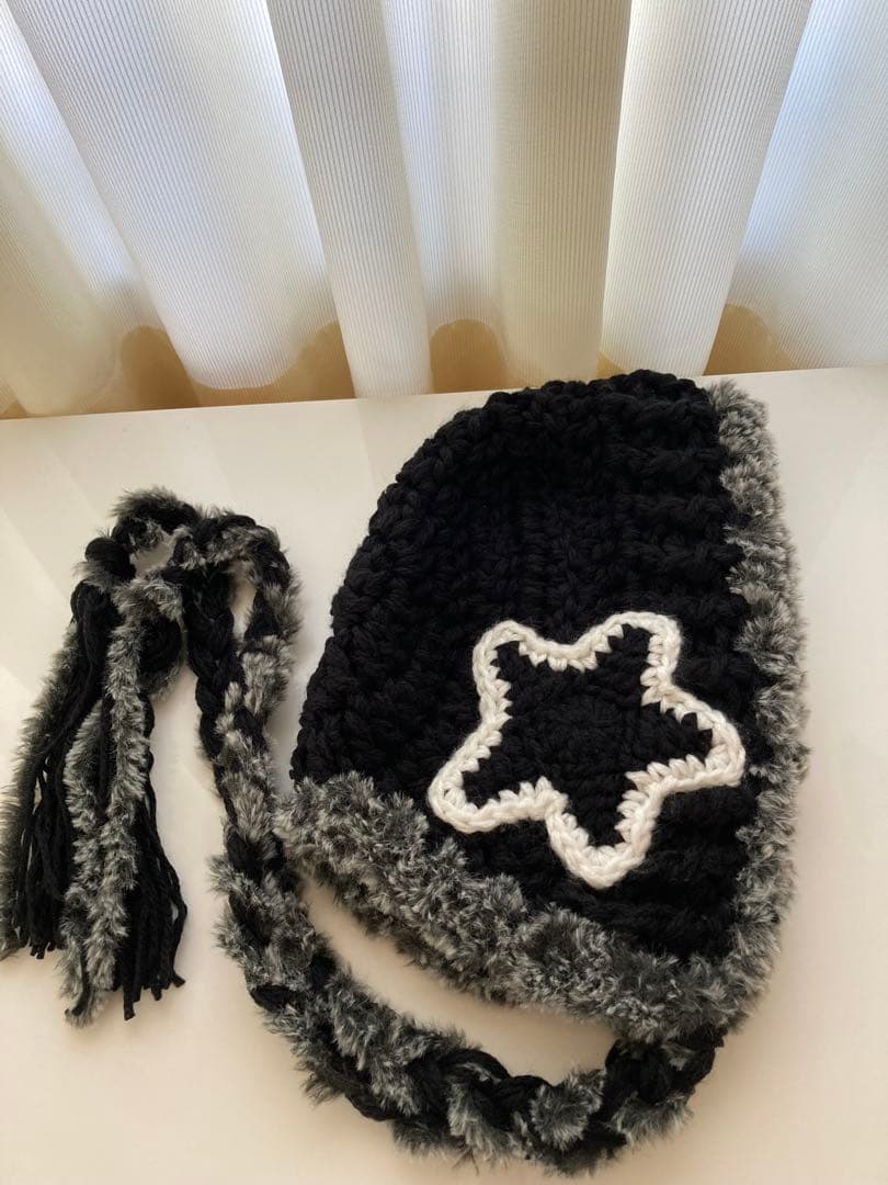 ボンネット　羊他