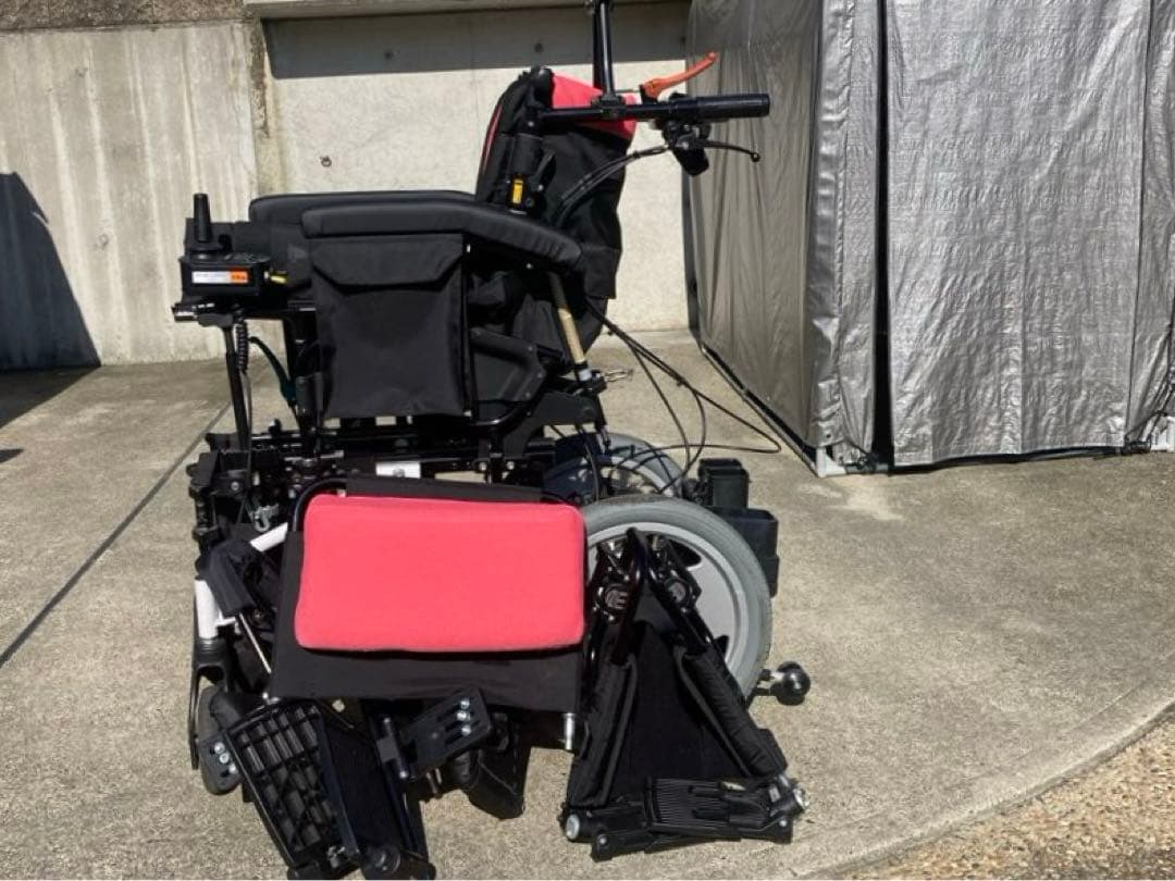 電動車椅子 充電器2個&バッテリー3個、MIKIグランドフリッチャー