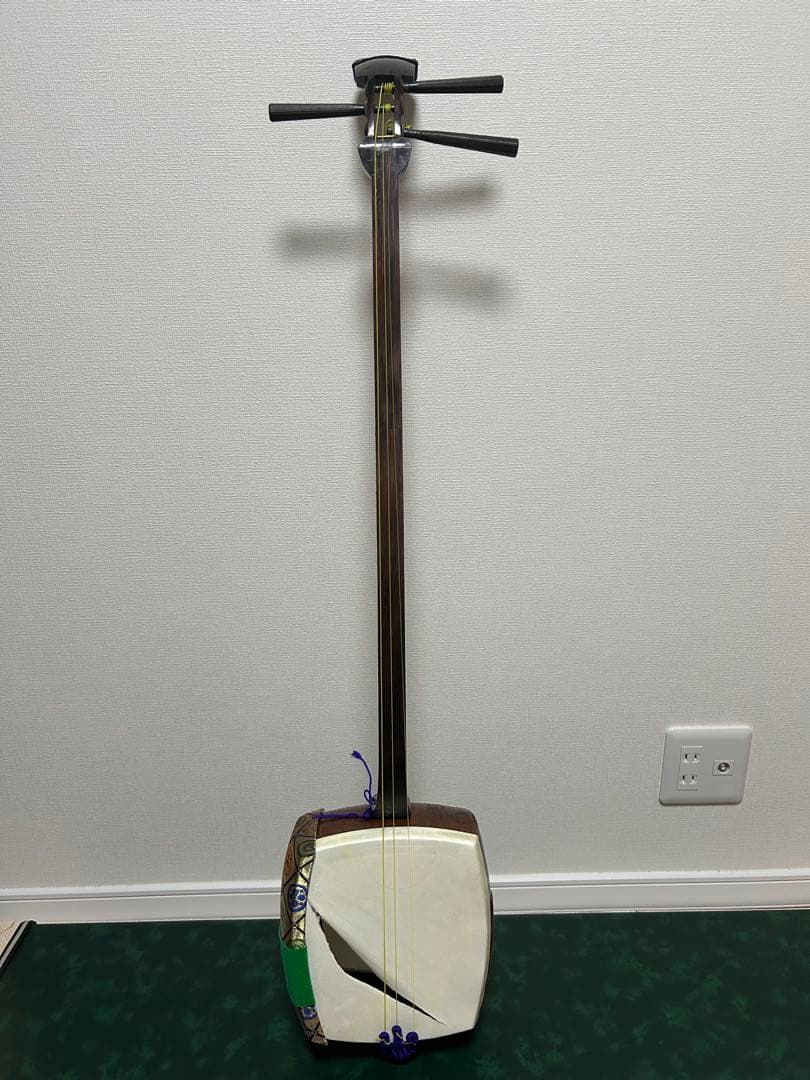 三味線　中棹　ハードケース付き　和楽器
