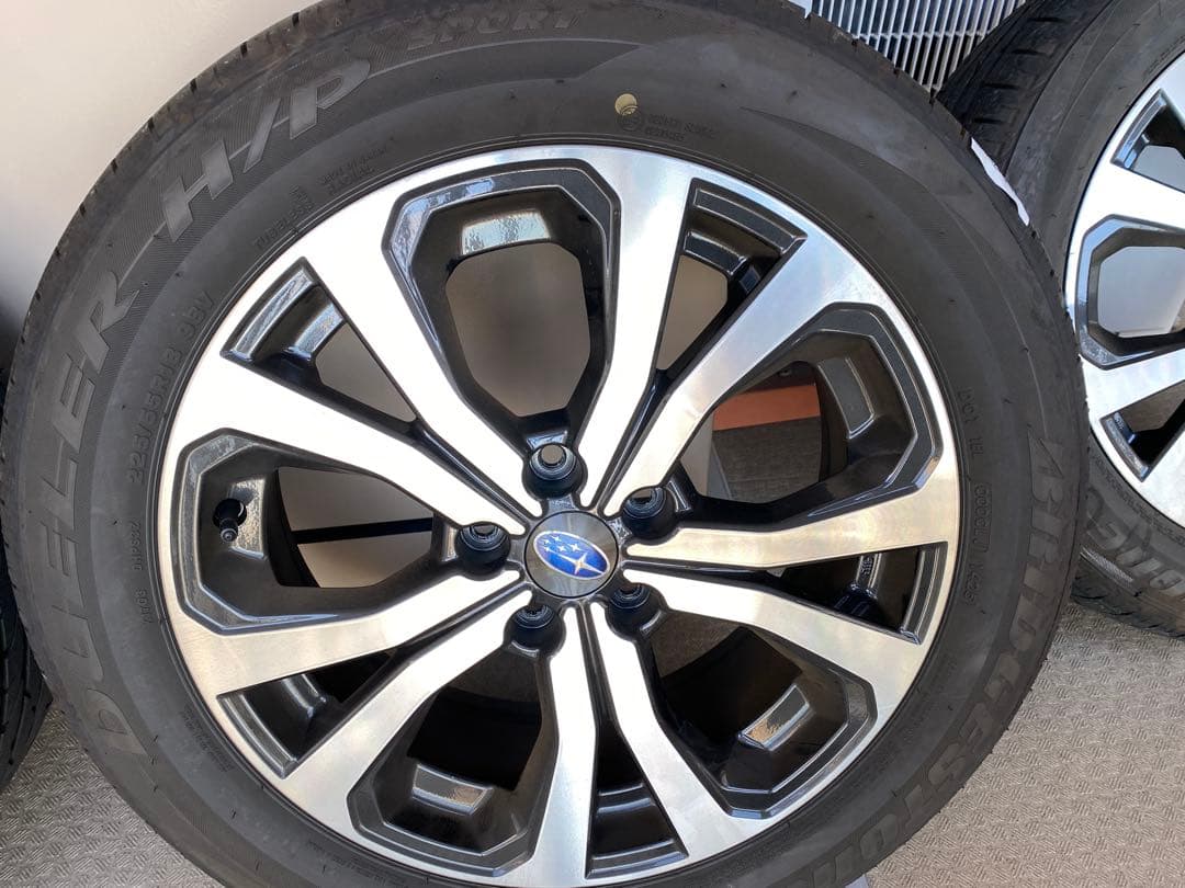 フォレスターSK純正ホイール4本セット 225/55R18 PCD114.3mm