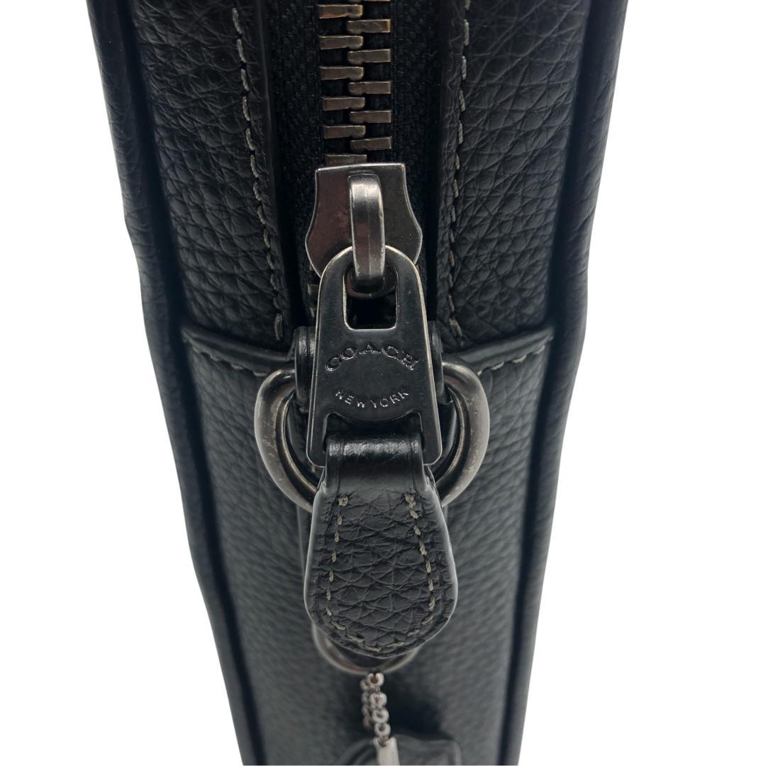 【極美品】COACHコーチ　クロスボディ　メンズショルダーバッグ　PVC×レザー