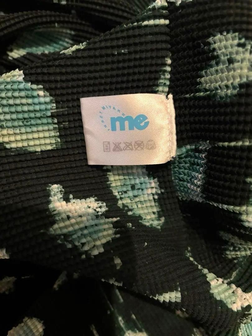 me イッセイミヤケ　トップス