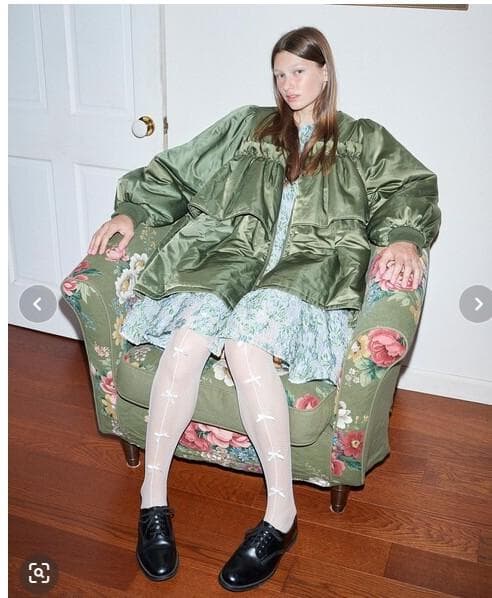 CAROLINA GLASER フリルジャケット★黒★一回使用の美品