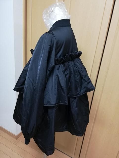 CAROLINA GLASER フリルジャケット★黒★一回使用の美品