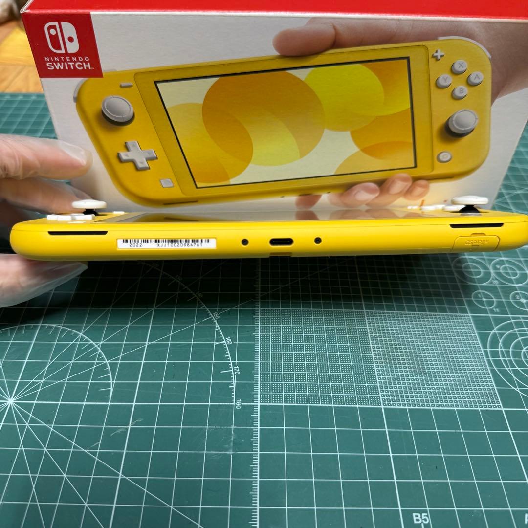 Nintendo Switch Lite イエロー カバー ガラスフィルム