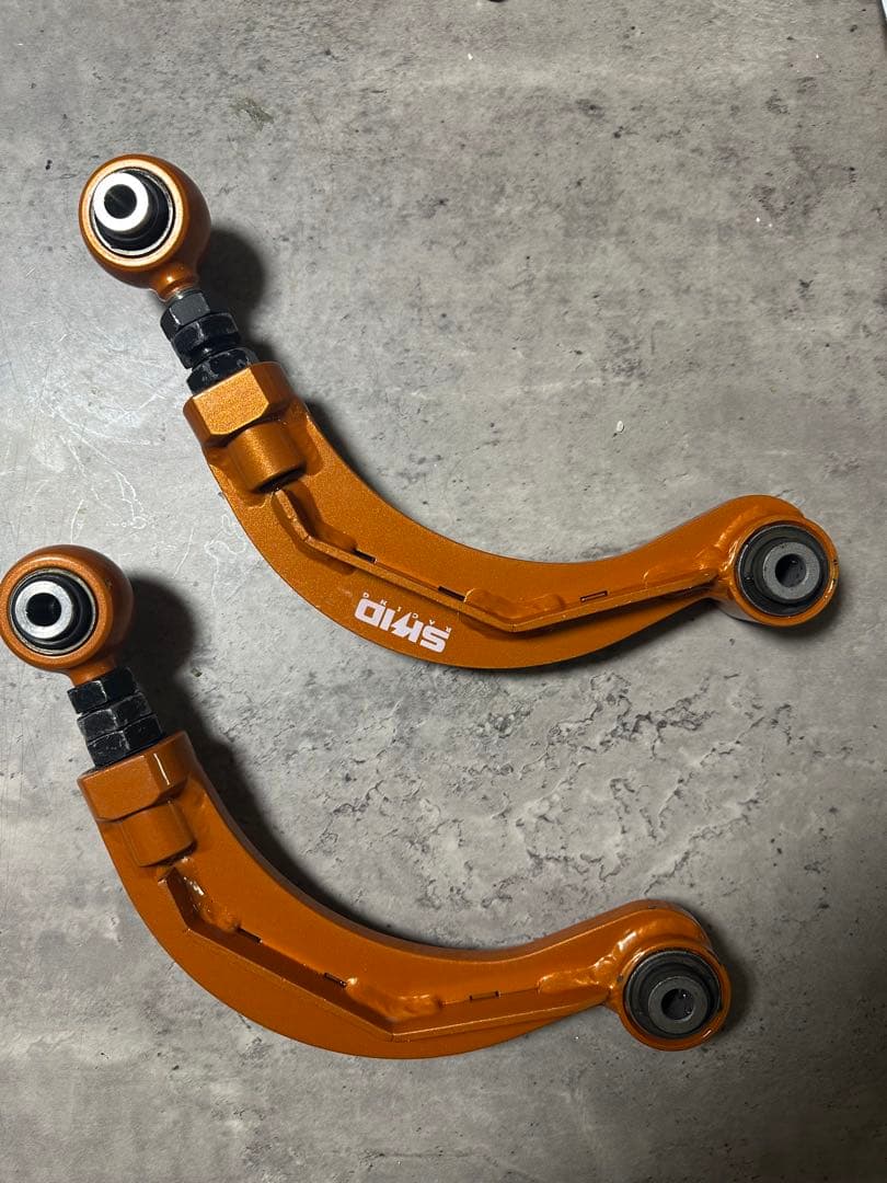 ※中古品　レガシィ アッパーアーム キャンバー　調整式 リア スキッドレーシング