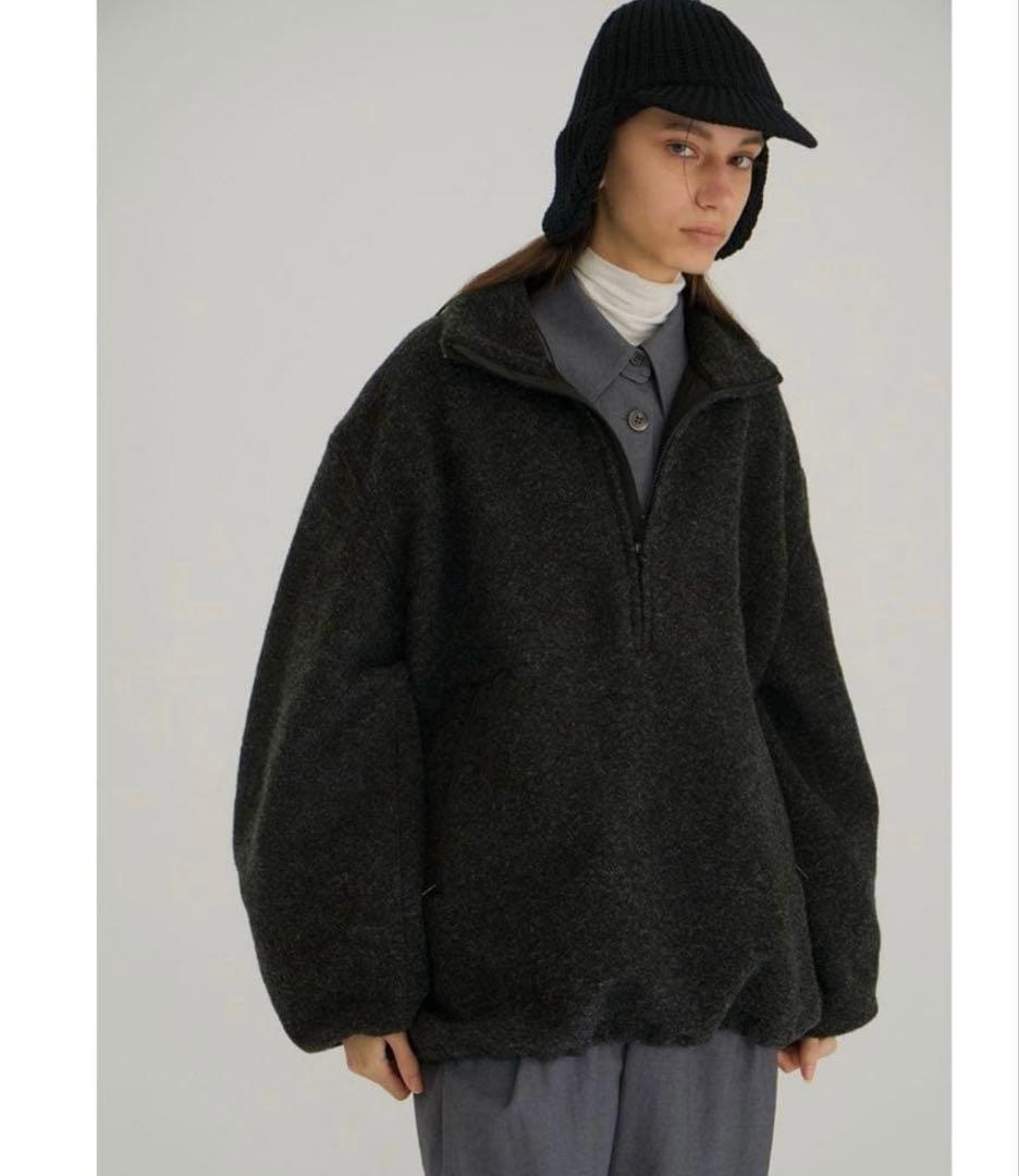 新品未使用CLANE SLIVER HALF ZIP TOPS チャコールグレー