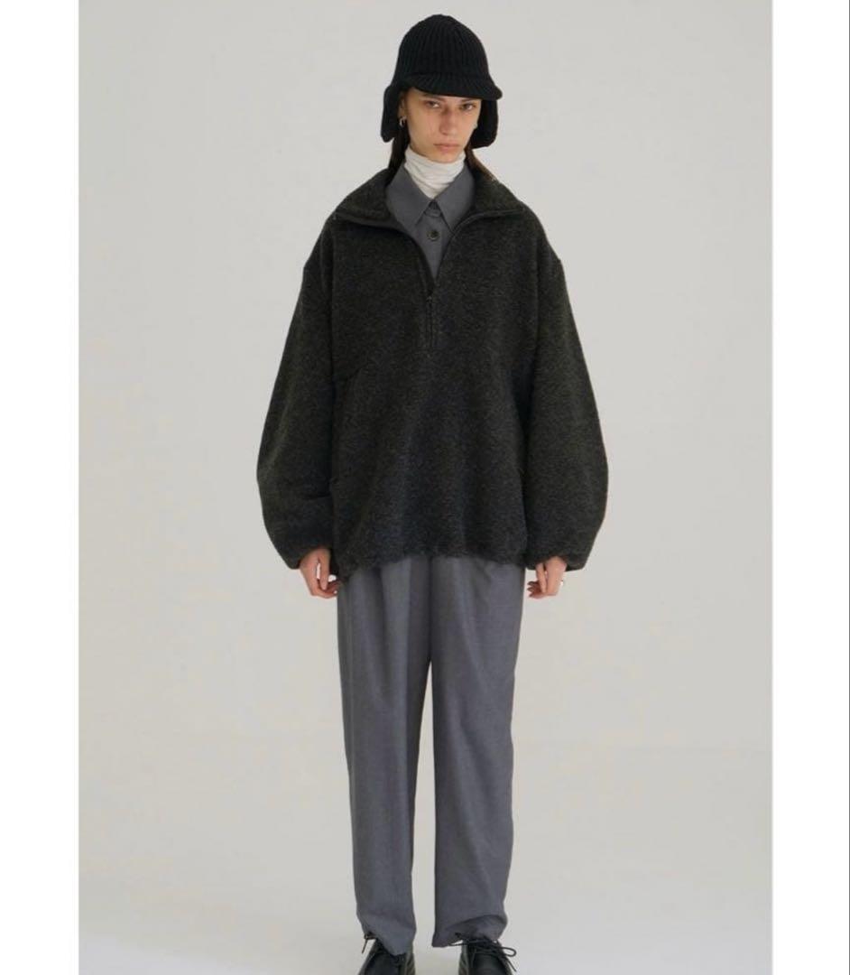 新品未使用CLANE SLIVER HALF ZIP TOPS チャコールグレー